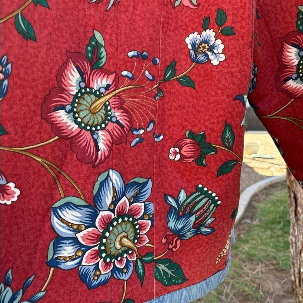 Handmade Quilted Floral Red Women's Jacket - Picture 14 of 16